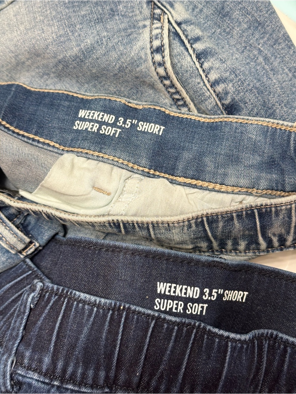 NWOT•Never Worn!! TWO Torrid 3.5” Mid Rise Shorts 00X , TORRID SIZE 10 Large - Picture 4 of 10